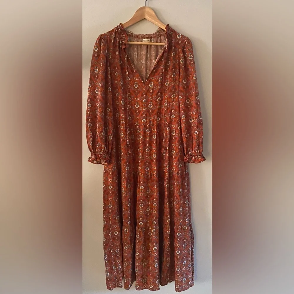 MAX STUDIO 100% Rayon Rust Floral Long Sleeved Tiered Dress Size M